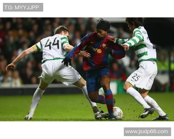 梳辫造型的足球明星们展现个性与风采的精彩瞬间集锦